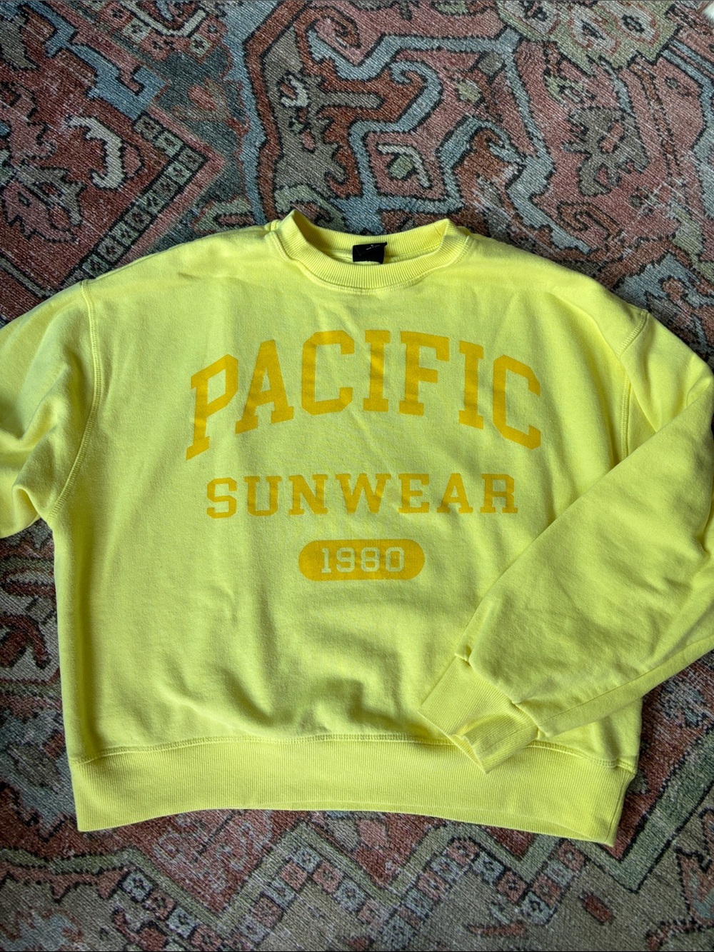 PacSun Yellow Crewneck Sweatshirt with Front Graphic - Picture 2 of 7